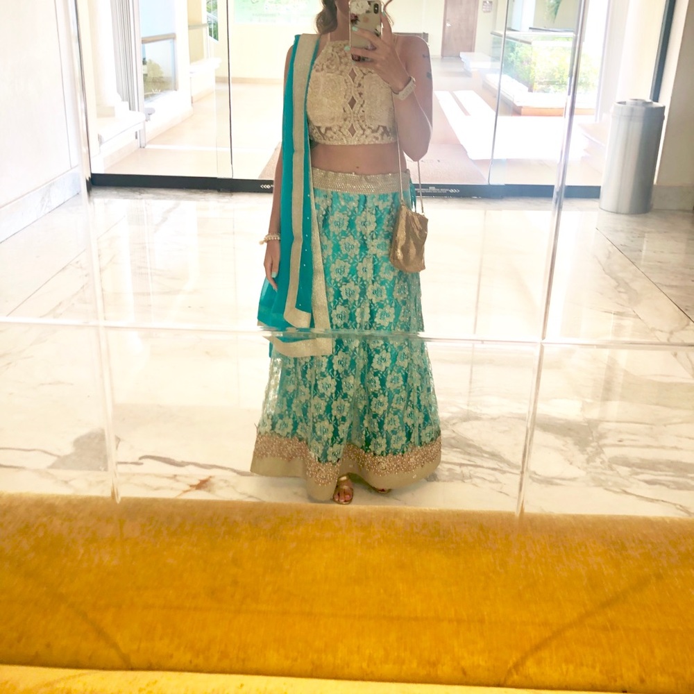 Indian wedding / lengha / lehenga / dupatta